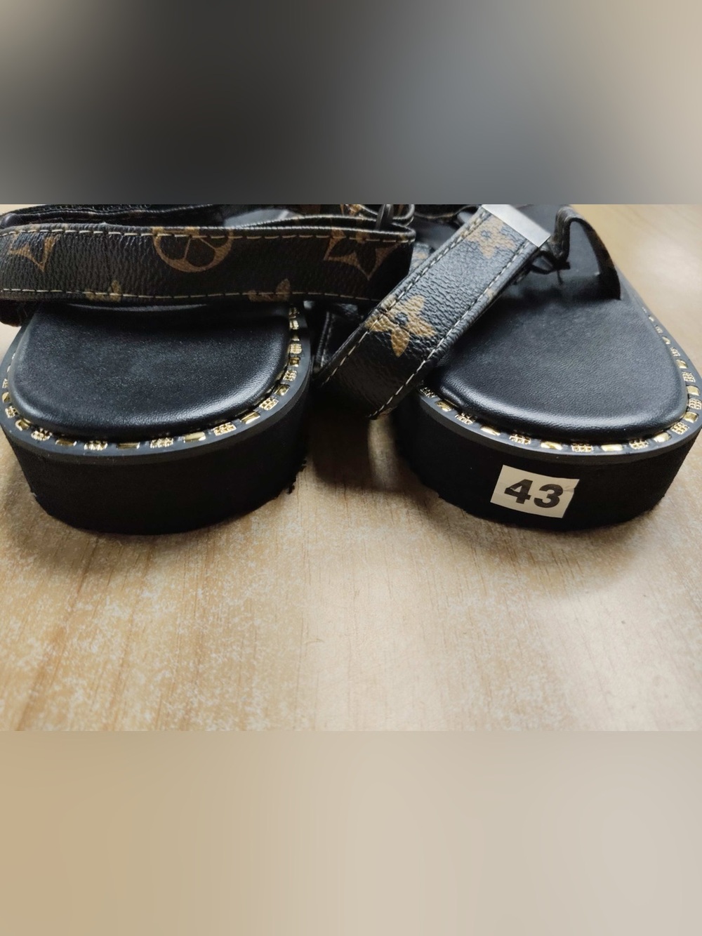 Designer-Inspired Black Platform T-Strap Sandals - Picture 5 of 6
